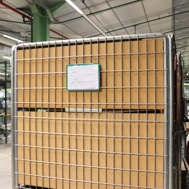 Roikkuva vahvistettu logistiikan henkilökorttitasku, A5, vaaka, sivusta täytettävä
