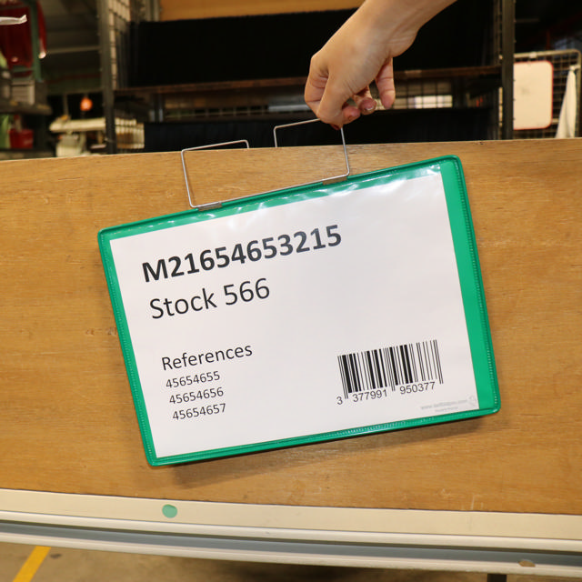 Roikkuva vahvistettu logistiikan henkilökorttitasku, A4, vaaka, sivusta täytettävä