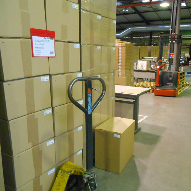 Itsekiinnittyvä logistiikan tunnistetasku, pysyvä, A5, vaaka-asento
