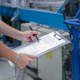 Ripustettava leikepöytä, alumiini, A4, pystysuora