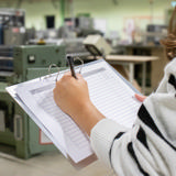 2-renkainen näyttökansio, magneettikiinnityksellä, alumiini, A4, vaakasuora