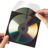 Itsekiinnittyvä CD/DVD-tasku, suojasisuksella, pysyvä